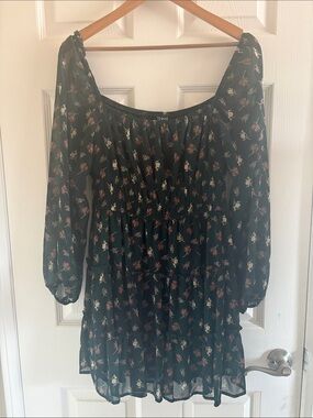NWOT Square Neck Floral Emerald Green midi dress